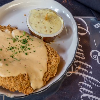 Moonshine Grill - Chicken Fried Steak /w Mashed Potatoes - Southern Near Me - Austin, Texas