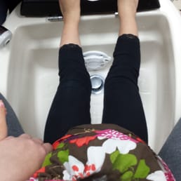 My little girl getting a pedicure (color only)