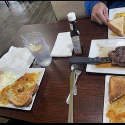 Sunrise Diner - 2 eggs, hashbrowns, Toast
