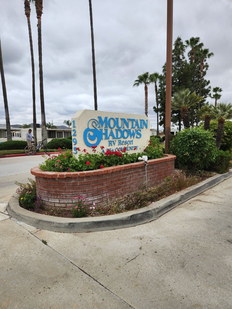 MOUNTAIN SHADOWS RV RESORT Updated June 2024 1295 S Cawston Ave, Hemet, California, United