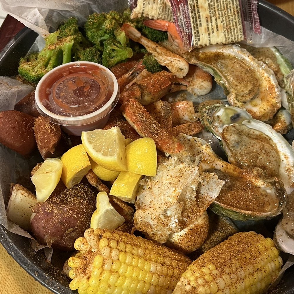 Macker Seafood - Dockside Delight @foodshering - Seafood Near Me - Daytona Beach, Florida Macker Seafood - Dockside Delight @foodshering - Seafood Near Me - Daytona Beach, Florida