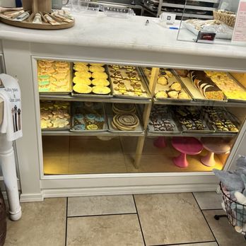 The Solvang Bakery - Bakeries Near Me - Solvang, California