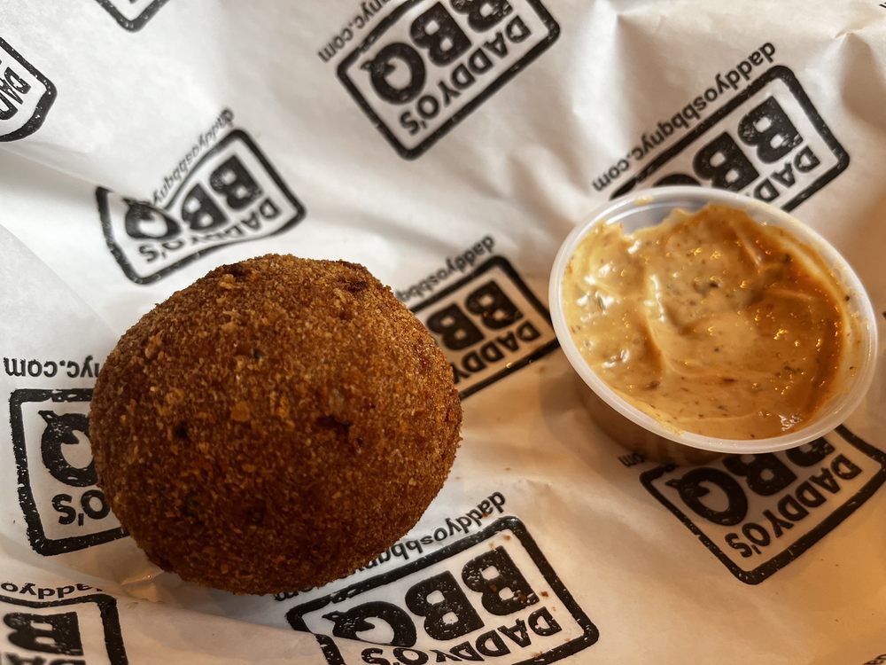 DADDYO’S BBQ & SPORTS BAR 90 Photos & 39 Reviews 185 Bricktown Way