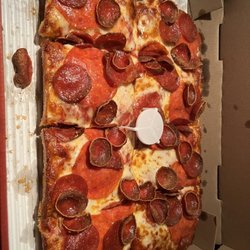 Jet's Pizza