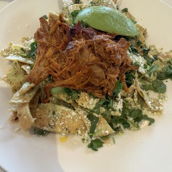 Cocina 35 - Chilaquiles de cochinita de pibil - Breakfast & Brunch Near Me - Coronado, California