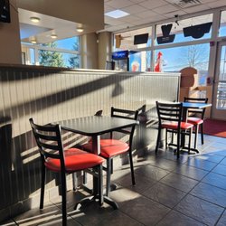 Gyros & more - Inside