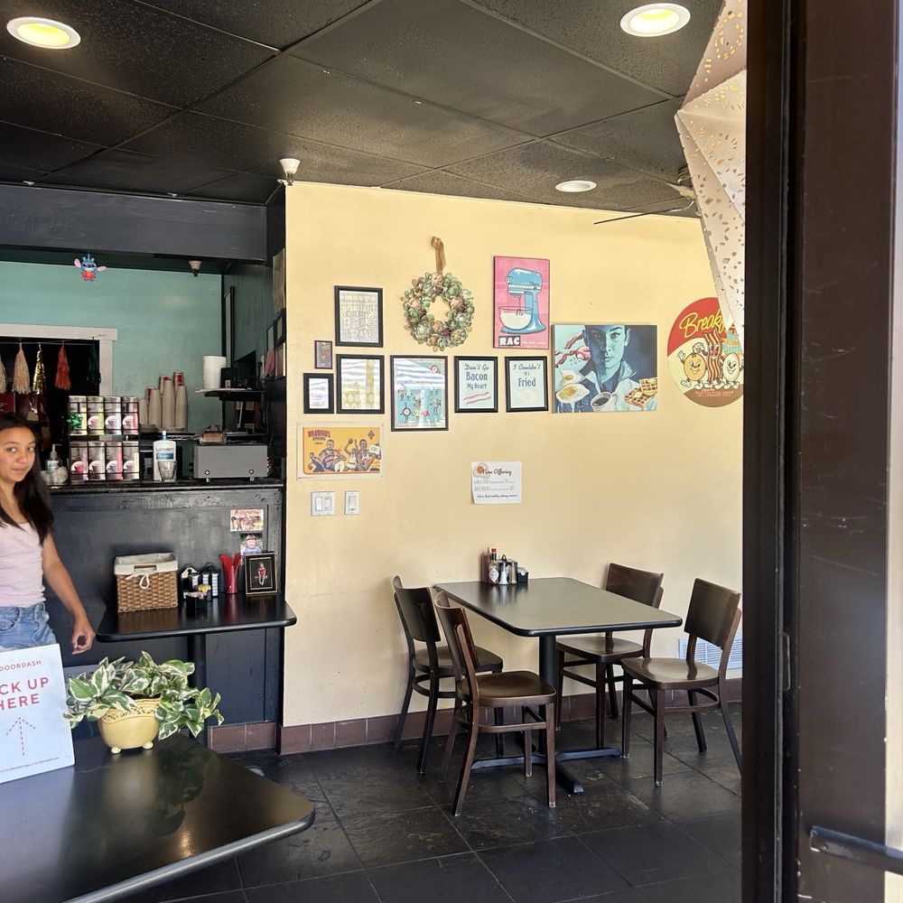 Break Your Fast - Inside - American Near Me - Union City, California Break Your Fast - Inside - American Near Me - Union City, California
