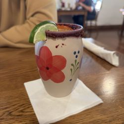 Frozen mango margarita