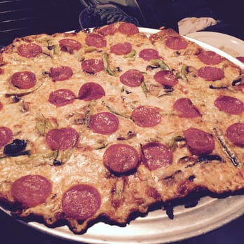 Borelli's Pizzeria - Pepperoni thin crust - Pizza Near Me - Chicago, Illinois