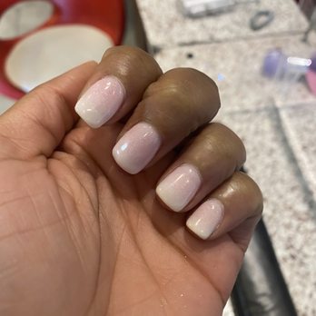 Fusion Salon & Day Spa - Dip power, ombré - Nail Salons Near Me - Woodbridge, Virginia
