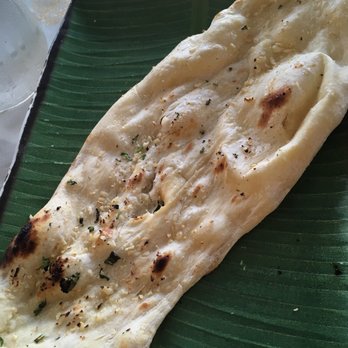 Himalayan Kitchen - Garlic Naan - Indian Near Me - Honolulu, Hawaii