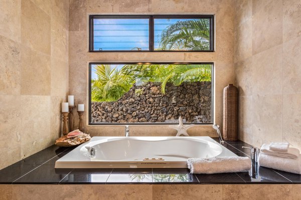 Kona Coast Vacations by null