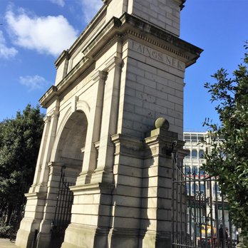 St Stephen's Green - Entrance. - Parks Near Me - Dublin, D St Stephen's Green - Entrance. - Parks Near Me - Dublin, D