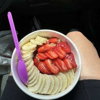 Acai Republic - Large acai bowl - Acai Bowls Near Me - Wahiawa, Hawaii Acai Republic - Large acai bowl - Acai Bowls Near Me - Wahiawa, Hawaii
