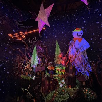 Hicks Nurseries - Nurseries & Gardening Near Me - Westbury, New York