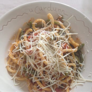 Ristorante U Curdunn - Homemade pasta with tomato sauce basil green beans and smoked ricotta cheese - Italian Near Me - Locorotondo, BT Ristorante U Curdunn - Homemade pasta with tomato sauce basil green beans and smoked ricotta cheese - Italian Near Me - Locorotondo, BT