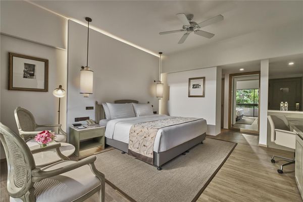 Goodwood Park Hotel by null