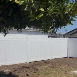 New 6ft white vinyl fence by fortify fencing New 6ft white vinyl fence by fortify fencing