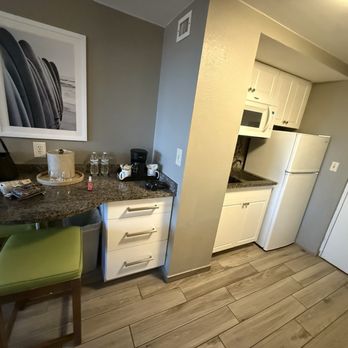 Navy Lodge Mayport - Kitchenette - Hotels Near Me - Mayport, Florida Navy Lodge Mayport - Kitchenette - Hotels Near Me - Mayport, Florida