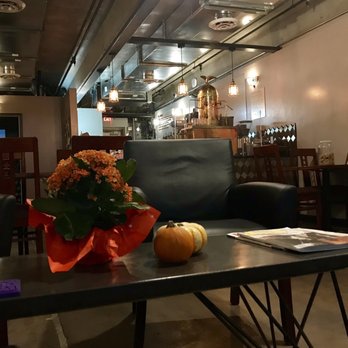 Esso Coffeehouse - Coffee Roasteries Near Me - Phoenix, Arizona