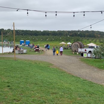 Twin Star Orchards - Walking down towards the pond - Pizza Near Me - New Paltz, New York