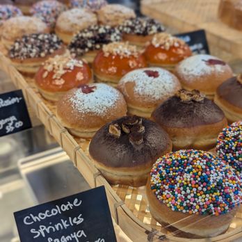 Bready Cafe  - Cafes Near Me - Concord, Ontario