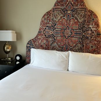 Hotel ZaZa Dallas Uptown - Beautiful King room - Hotels Near Me - Dallas, Texas Hotel ZaZa Dallas Uptown - Beautiful King room - Hotels Near Me - Dallas, Texas