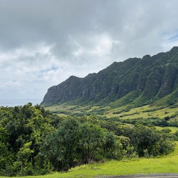 Kualoa Ranch - Tours Near Me - Kaneohe, Hawaii