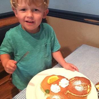 Moke's Bread & Breakfast - Mickey Mouse pancake - Breakfast & Brunch Near Me - Kailua, Hawaii