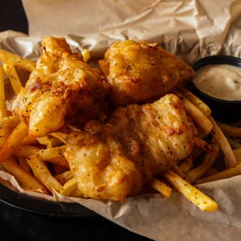 Sand Dollar Restaurant & Lounge - American Near Me - Rockaway Beach, Oregon