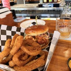 Smoke & Grain - Ammo burger with onion rings