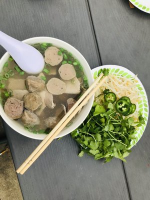 Pho Asian Food Truck by null