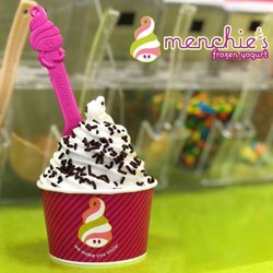 Menchie's Frozen Yogurt - YUMMM!!!