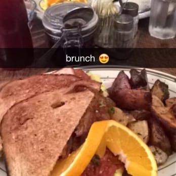 La Note - cote quest, the toast is covering the eggs - French Near Me - Berkeley, California La Note - cote quest, the toast is covering the eggs - French Near Me - Berkeley, California