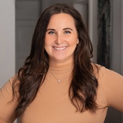 Long Chiropractic Center - Nikki Maxwell; Office Manager
