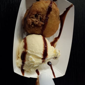 Stinkin Crawfish - Deep fried oreo with ice cream - Cajun/Creole Near Me - Downey, California