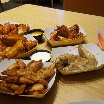 Buffalo Wild Wings - Sports Bars Near Me - New Philadelphia, Ohio Buffalo Wild Wings - Sports Bars Near Me - New Philadelphia, Ohio