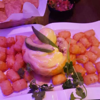 El Maestro - El Benedicto with chorizo was amazing!! Everyone must try this! - Mexican Near Me - San Jose, California