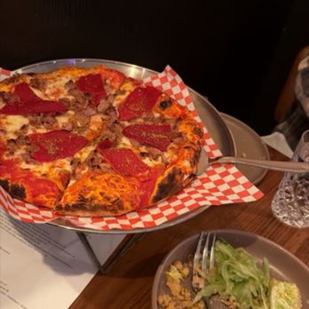 Vulcania - Sausage and pepper pizza - Italian Near Me - Mammoth Lakes, California Vulcania - Sausage and pepper pizza - Italian Near Me - Mammoth Lakes, California