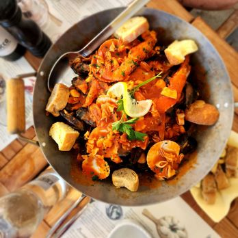 Oniga - Seafood for two ... Mixed with pasta after you've dug into the seafood - Venetian Near Me - Venezia, VE