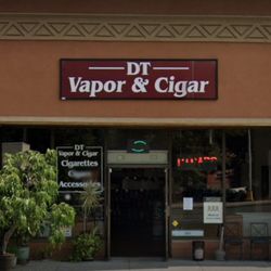 DT Vapor & Cigar