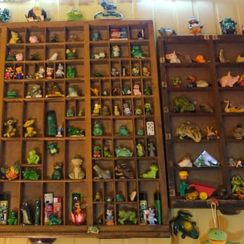 Zum Frosch - Frösche im Frosch - Sports Bars Near Me - Berlin, BE Zum Frosch - Frösche im Frosch - Sports Bars Near Me - Berlin, BE