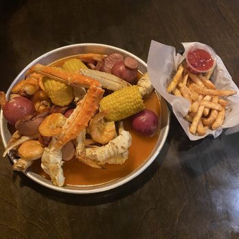 Cajun Boil - Cajun/Creole Near Me - Minneapolis, Minnesota