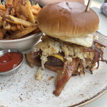 State Fare Kitchen & Bar-The Woodlands - Cheeseburger & fries - Breakfast & Brunch Near Me - Spring, Texas State Fare Kitchen & Bar-The Woodlands - Cheeseburger & fries - Breakfast & Brunch Near Me - Spring, Texas