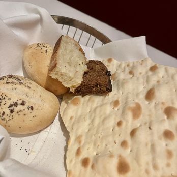 The Capital Grille - Complimentary bread basket - Steakhouses Near Me - San Antonio, Texas