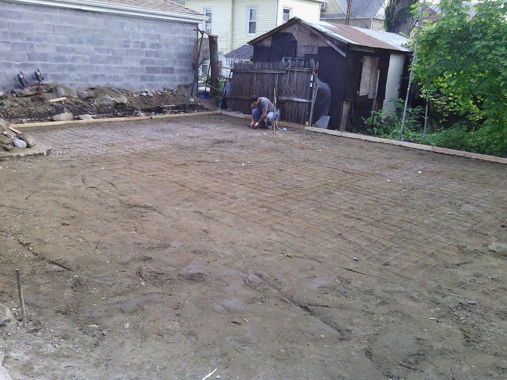 Slide of Almanzar Construction