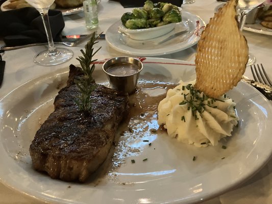 Holdren's Steaks & Seafood by null