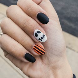 Nova Nails & Spa - Halloween Nails So beautiful