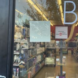 Sally Beauty - Yeah no, I waited for 45min because I was desperate. They closed early and just hoped nobody would wait. Annoying.