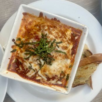 M Restaurant - Baked lasagna - Italian Near Me - Avalon, California M Restaurant - Baked lasagna - Italian Near Me - Avalon, California